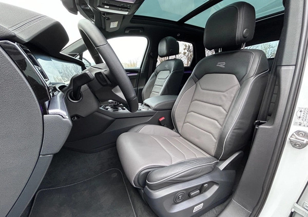 Volkswagen Touareg cena 439000 przebieg: 11417, rok produkcji 2023 z Kosów Lacki małe 781